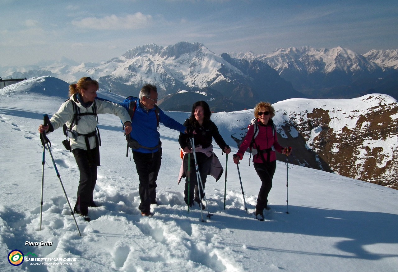 63 Cima Pora con vista in Presolana.JPG